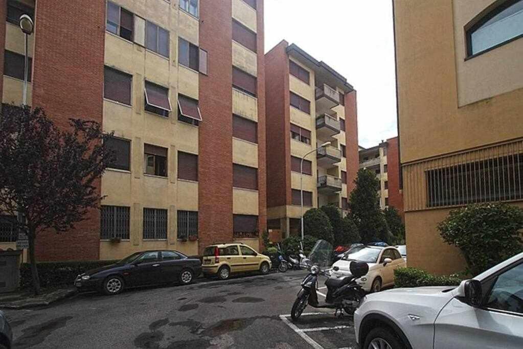 Frati Bigi With Two Bedrooms And Parking Florenz Exterior foto